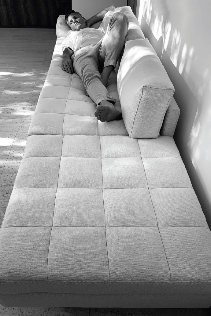 Minimal sofa daybed by BassamFellows in a calm living space 